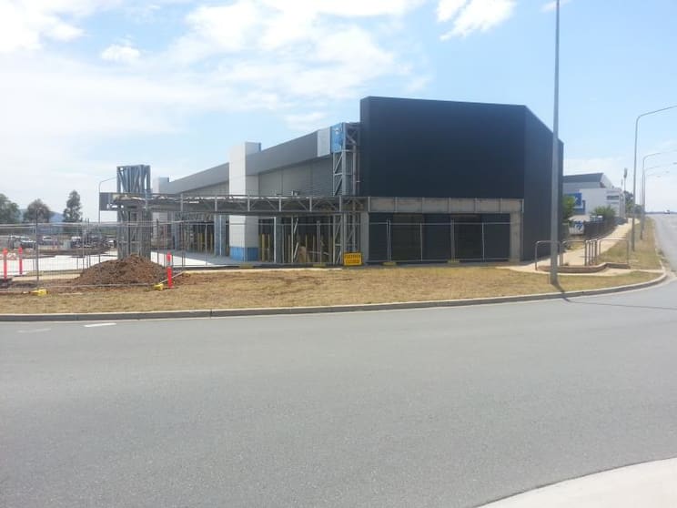 4/2 Goolwa Place Fyshwick ACT 2609 - Image 2