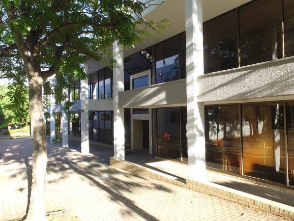 Click to view all images 39 Geils Court Deakin ACT 2600 - Image 2