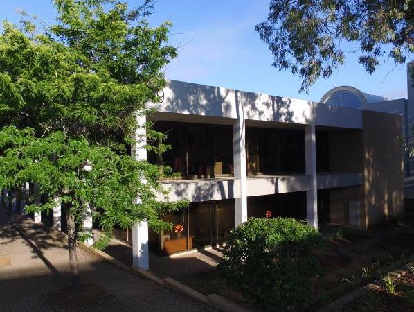 Click to view all images 39 Geils Court Deakin ACT 2600 - Image 3