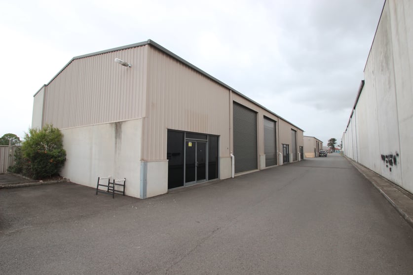 Click to view all images 6/45a Princes Highway Albion Park Rail NSW 2527 - Image 1