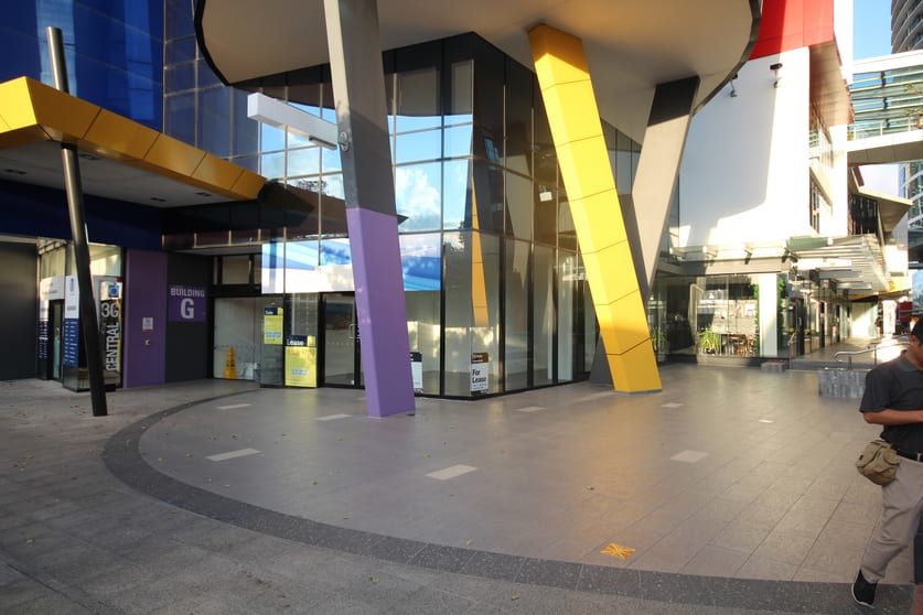 Click to view all images 3018/27 Garden Street Southport QLD 4215 - Image 3