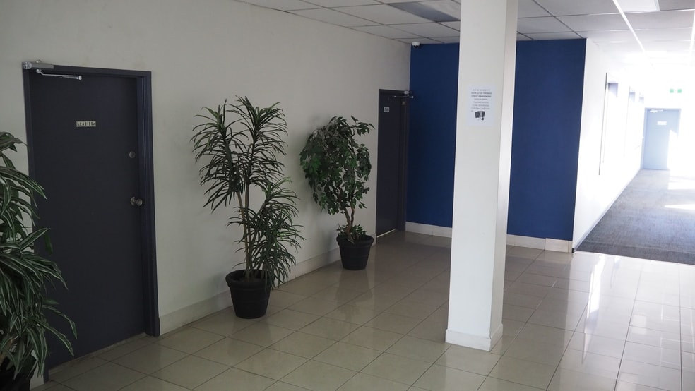 Suite 4/106 Foster Street Dandenong VIC 3175 - Image 3