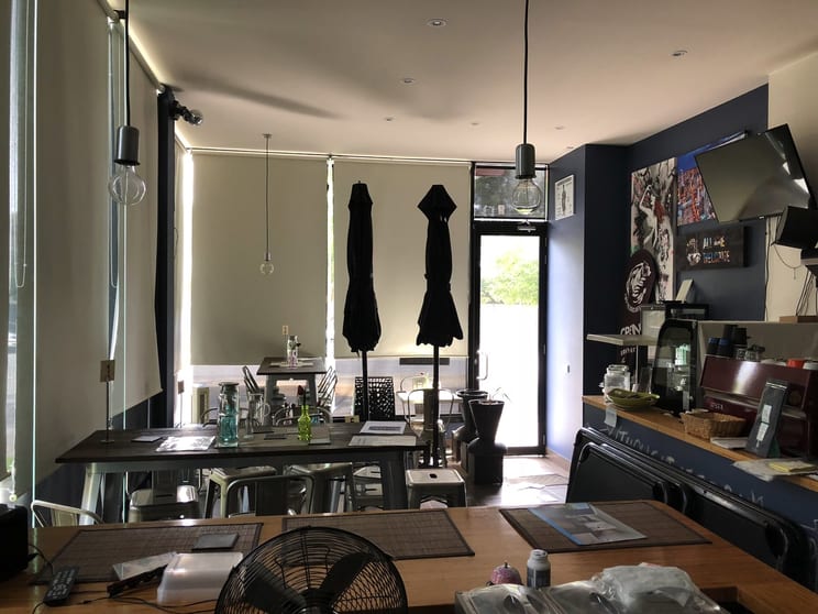 Click to view all images Cheltenham VIC 3192 - Image 2