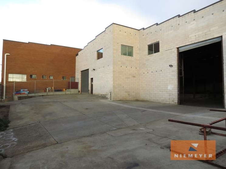 Click to view all images 118 Bungaree Road Pendle Hill NSW 2145 - Image 3