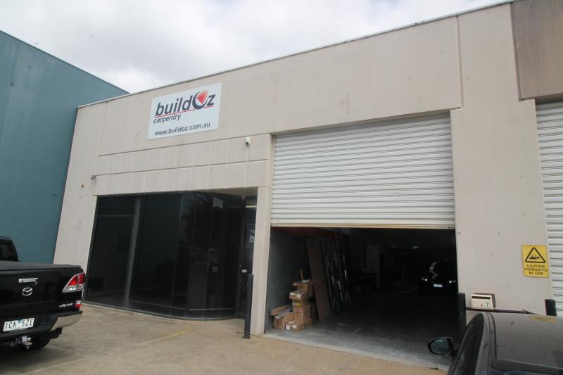 1/7 Intrepid Street Berwick VIC 3806 - Image 3