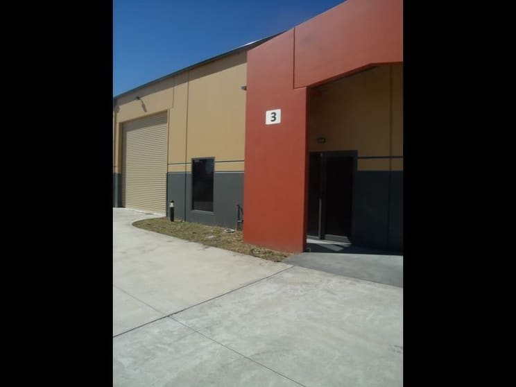 Click to view all images 3/4 Cessnock Street Cessnock NSW 2325 - Image 1