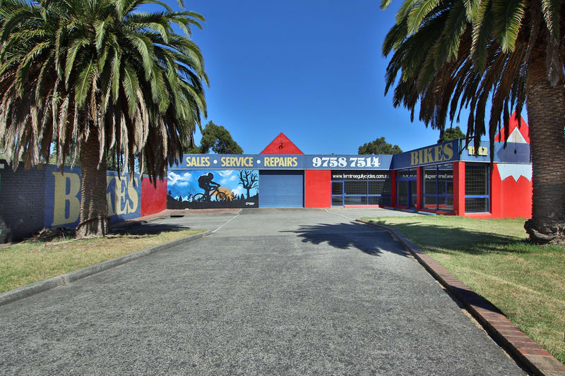 Click to view all images 1142 Burwood Highway Ferntree Gully VIC 3156 - Image 1