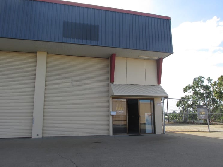 3/104 Boat Harbour Drive Pialba QLD 4655 - Image 1