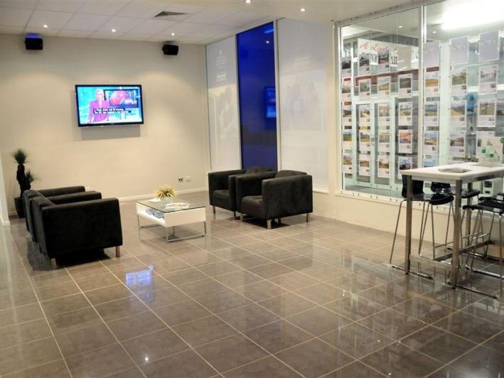 163-165 Mary Street Gympie QLD 4570 - Image 1