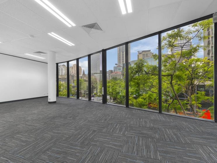 Click to view all images 160 Wharf Street Spring Hill QLD 4000 - Image 2