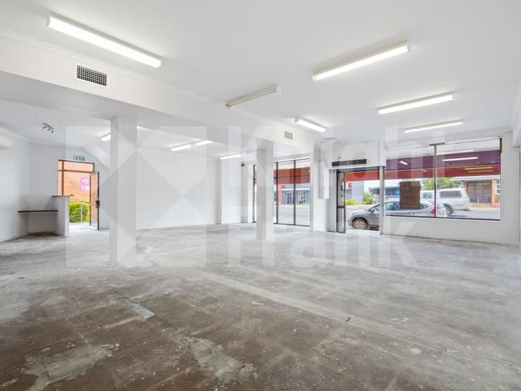 Click to view all images 170 Musgrave Street Berserker QLD 4701 - Image 3