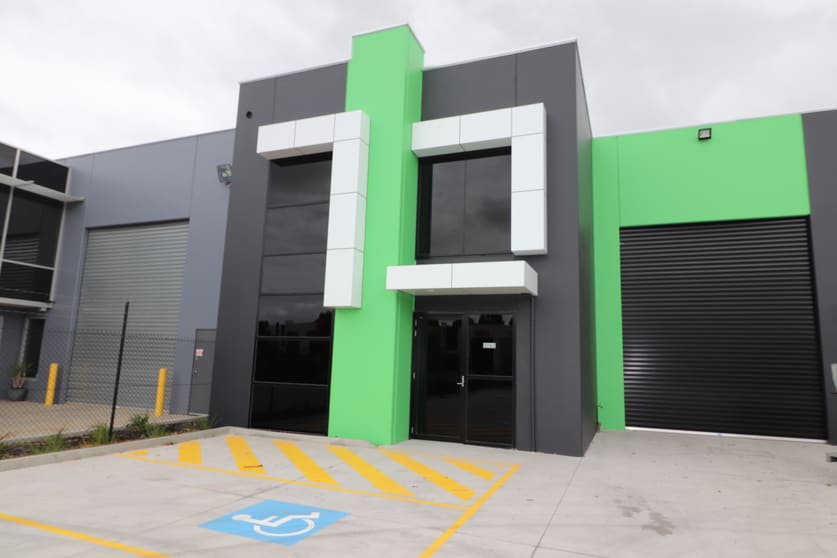 Click to view all images 1/43 Access Way Carrum Downs VIC 3201 - Image 2