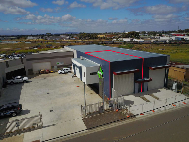9/21 Armstrong Street North Geelong VIC 3215 - Image 1