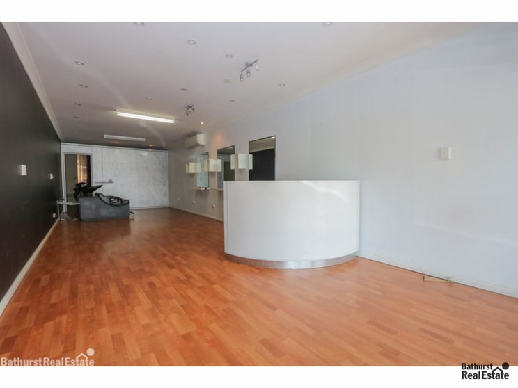 131a Howick Street Bathurst NSW 2795 - Image 2