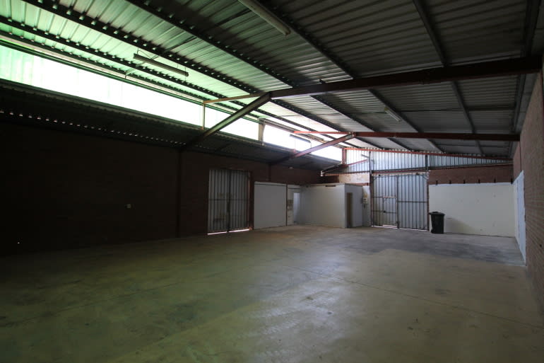 Click to view all images 12/92 Mallard Way Cannington WA 6107 - Image 3