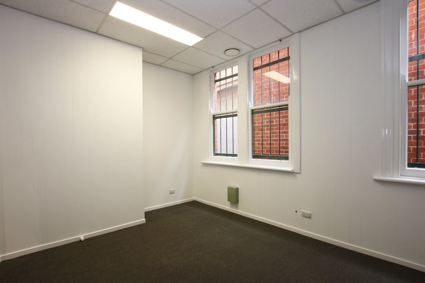 Suite 1/611 Dean Street Albury NSW 2640 - Image 3