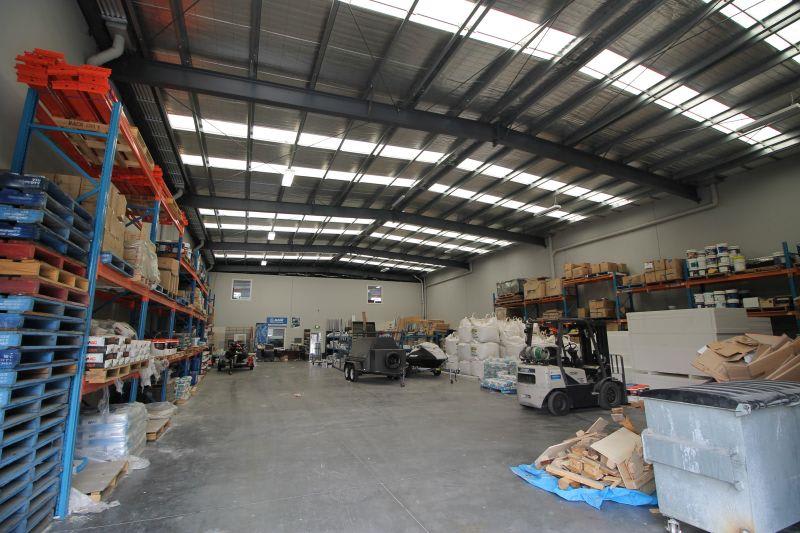 1/50 Princes Highway Doveton VIC 3177 - Image 2