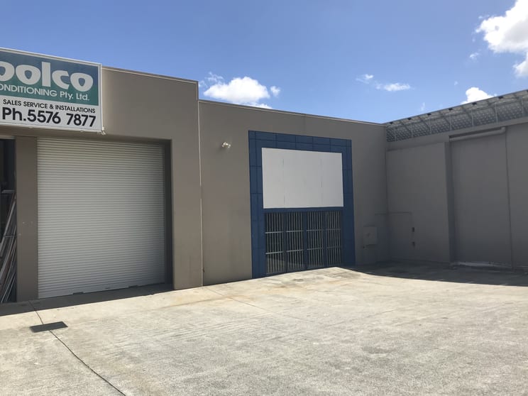 Click to view all images 47-49 Dover Drive Burleigh Heads QLD 4220 - Image 2