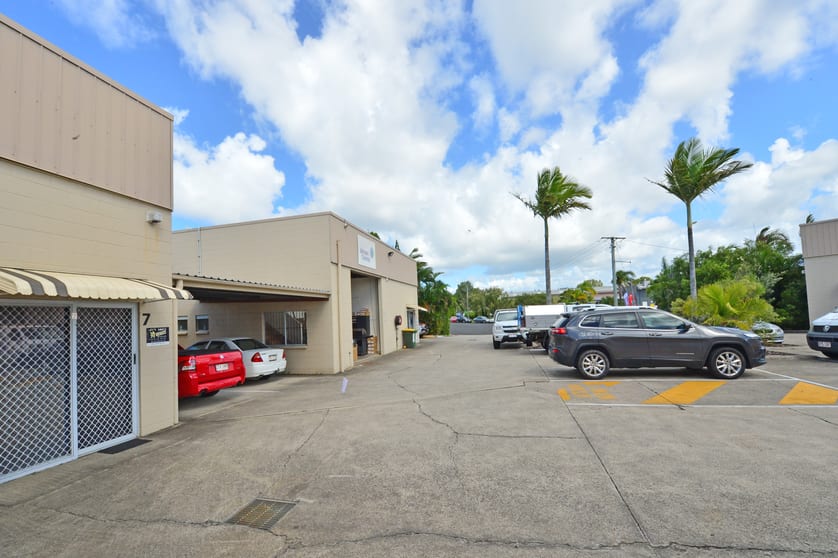 Click to view all images Unit 7/12 Kelly Court Maroochydore QLD 4558 - Image 3