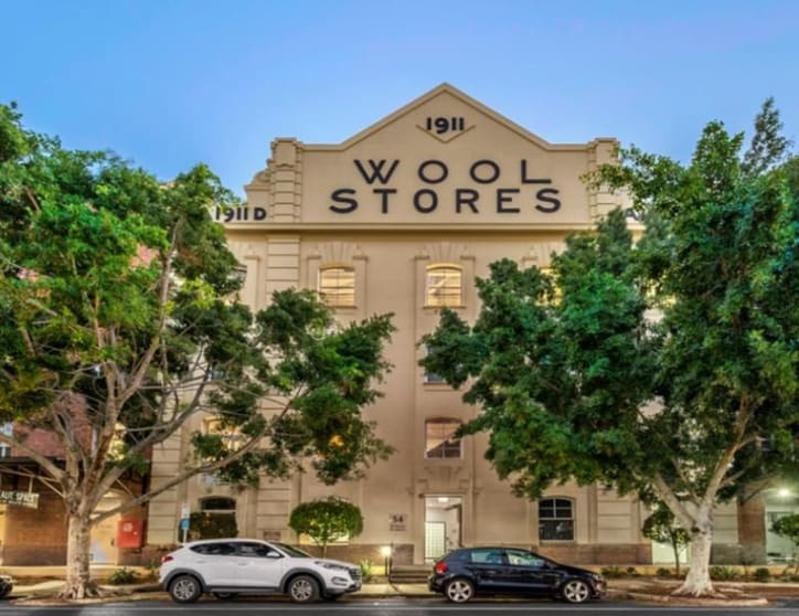 Click to view all images Suite 5/54 Vernon Terrace Newstead QLD 4006 - Image 1