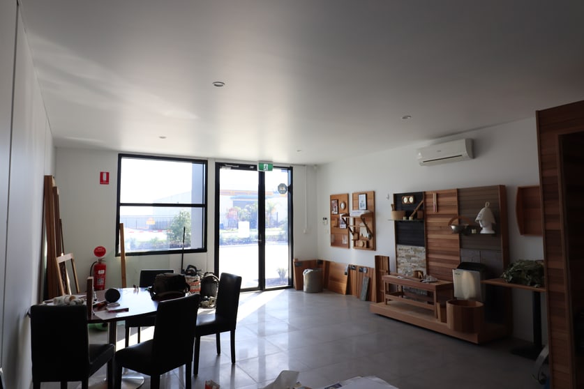 Click to view all images 2/20 Colemans Road Carrum Downs VIC 3201 - Image 3