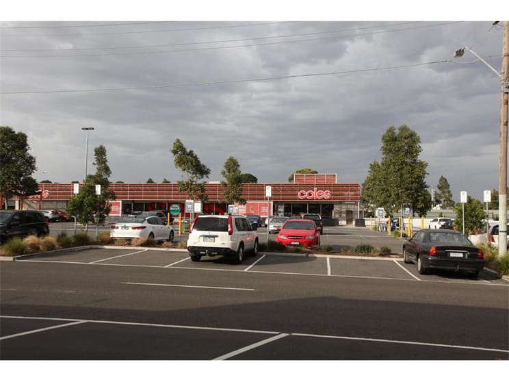 Click to view all images 62 Spring Square Hallam VIC 3803 - Image 3