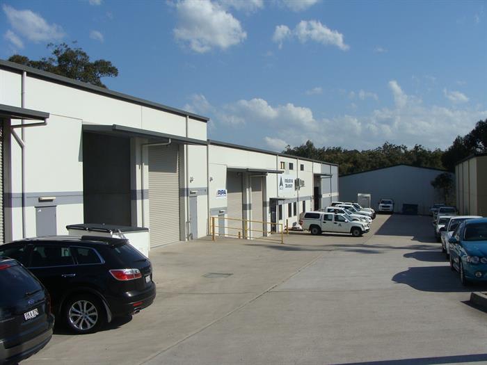 Click to view all images Unit 2, 39 Glenwood Drive Thornton NSW 2322 - Image 3
