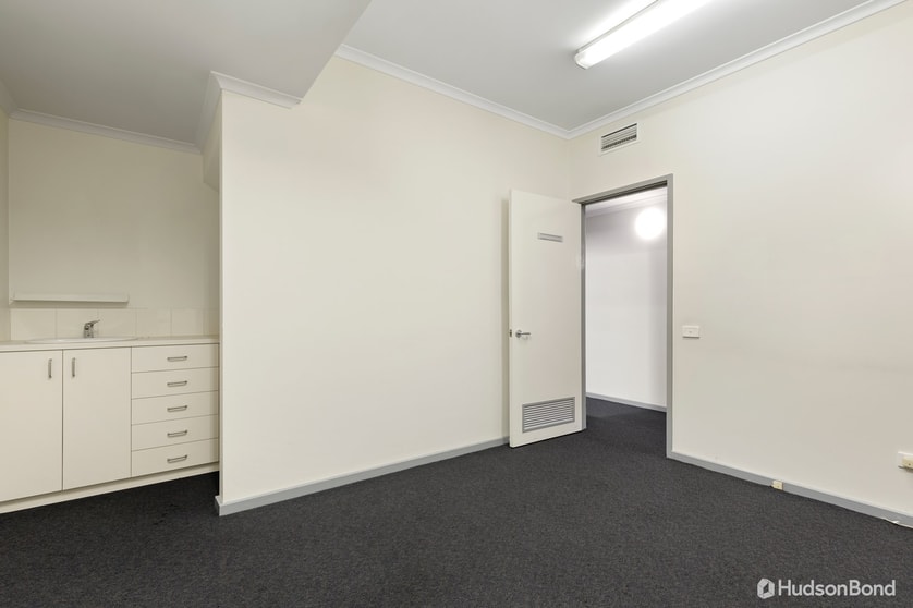 2/1045 Doncaster Road Doncaster East VIC 3109 - Image 2