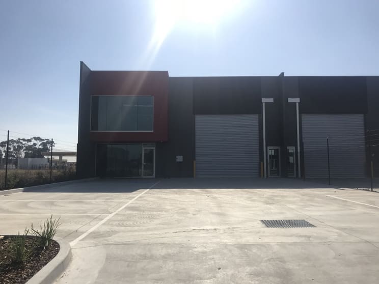 1/8 Leader Street Truganina VIC 3029 - Image 1