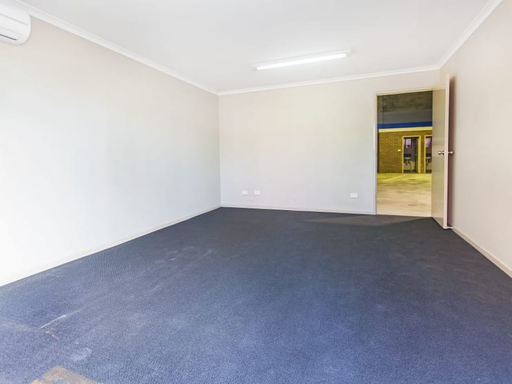 5/50 Neon Street Sumner QLD 4074 - Image 3