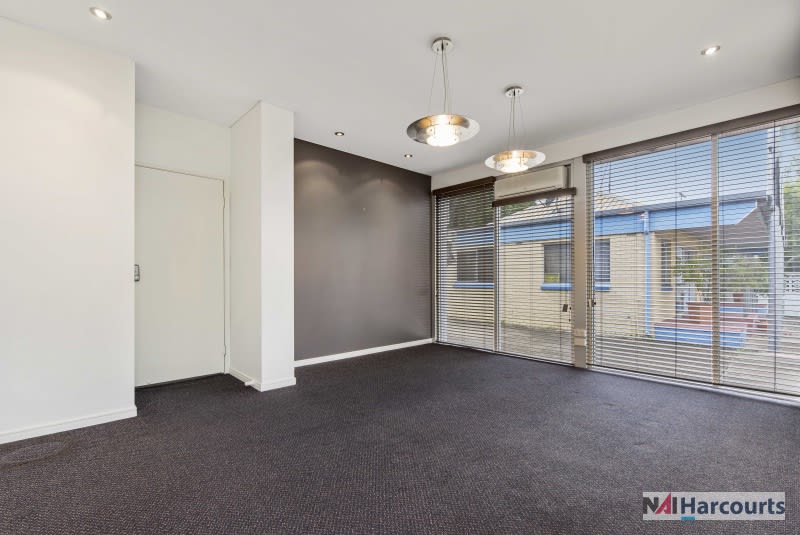 Click to view all images 84 River Road Gympie QLD 4570 - Image 3