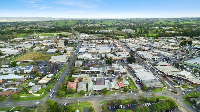 52 Albert Street Warragul VIC 3820 - Image 2