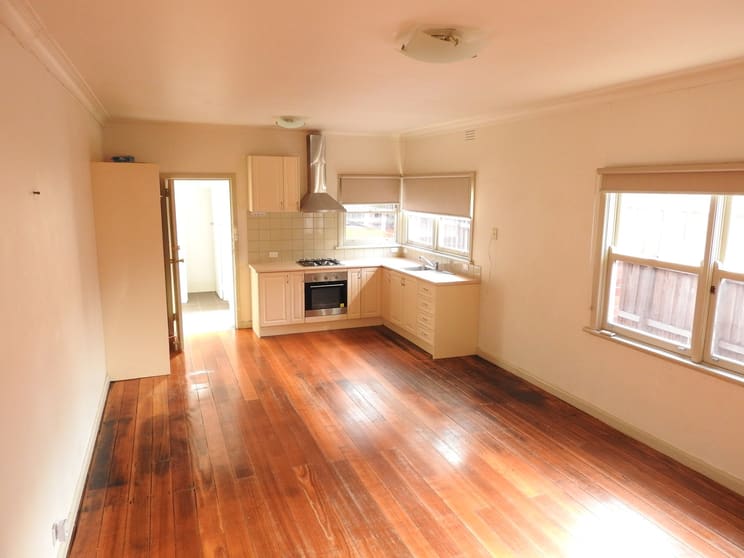 131 Bluff Road Black Rock VIC 3193 - Image 3