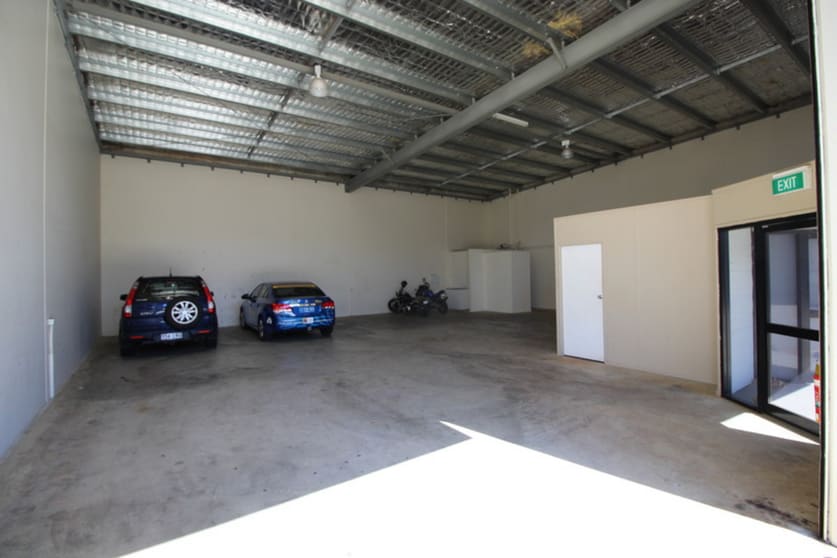Click to view all images 4/24 Carroll Street Wilsonton QLD 4350 - Image 3