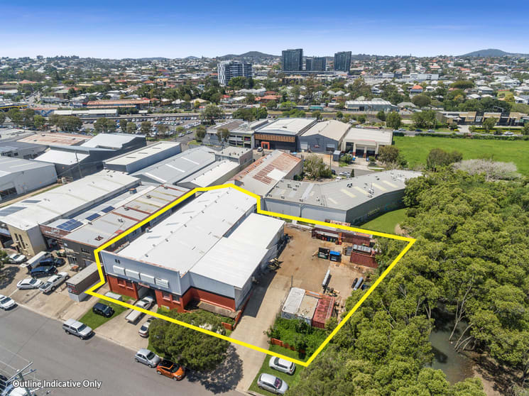 88 Cambridge Street Coorparoo QLD 4151 - Image 1