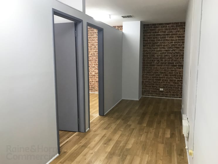 Suite 5, 76 Henry Street Penrith NSW 2750 - Image 3