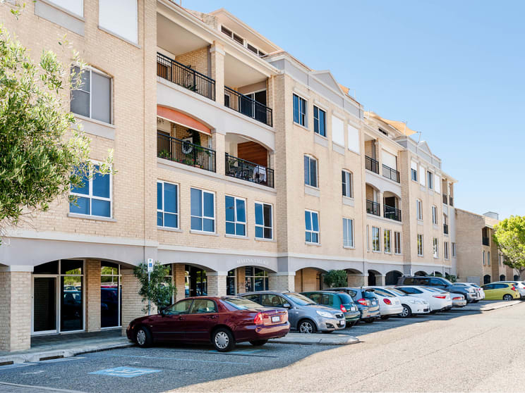 Click to view all images 4/1 High Street Fremantle WA 6160 - Image 2