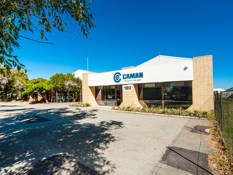 Click to view all images 180 - 182 Daly Street Belmont WA 6104 - Image 1