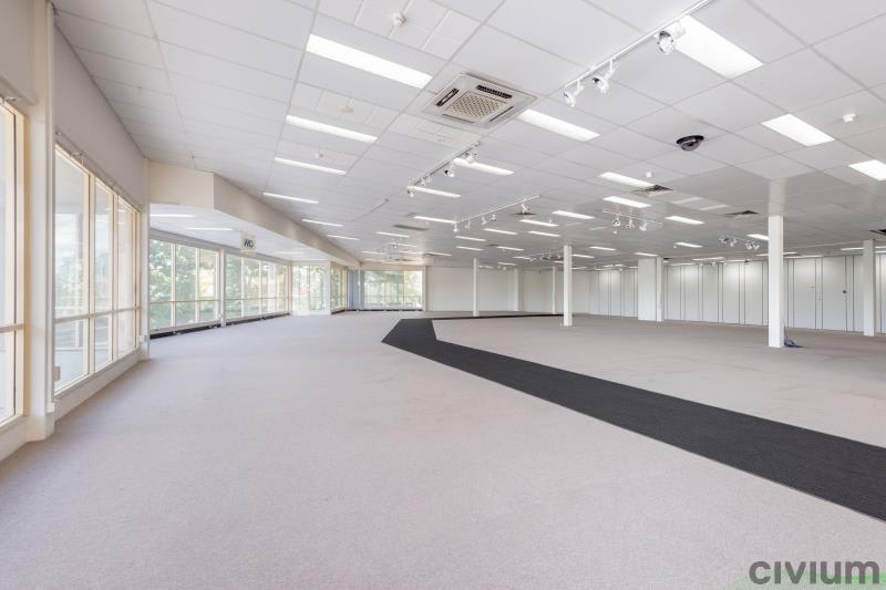 Click to view all images Level Unit 2/100 Barrier Street Fyshwick ACT 2609 - Image 3