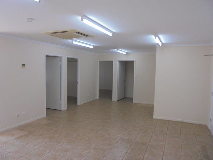 Click to view all images 4 Brickworks Court Glenella QLD 4740 - Image 3