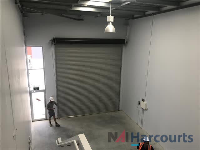 Click to view all images 7/27 Motorway Circuit Ormeau QLD 4208 - Image 3