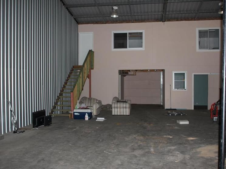 Click to view all images 7/7 Kara Crescent Taylors Beach NSW 2316 - Image 3