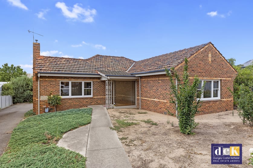 Click to view all images 67 Wills Street Bendigo VIC 3550 - Image 1