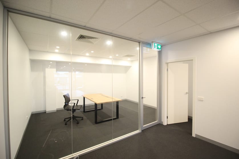 Click to view all images 2/26-28 Carbine Way Mornington VIC 3931 - Image 2
