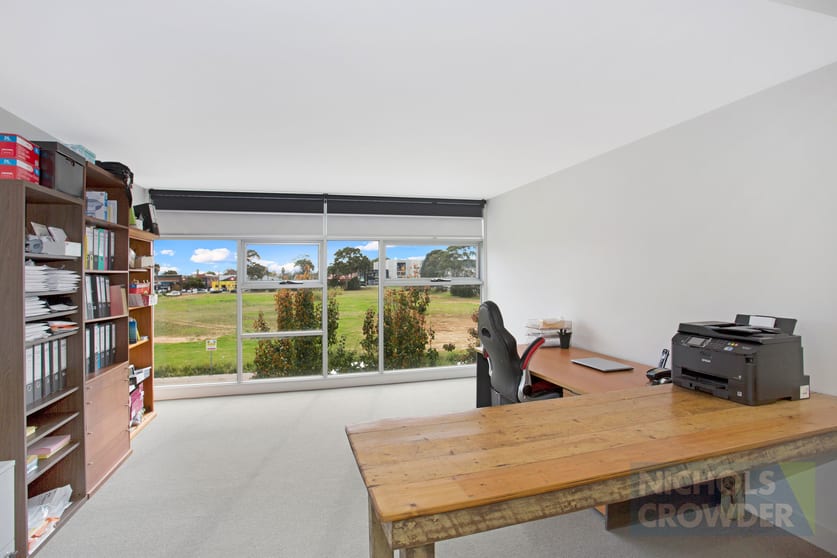 Click to view all images 2/9 Melaleuca Drive Cheltenham VIC 3192 - Image 2