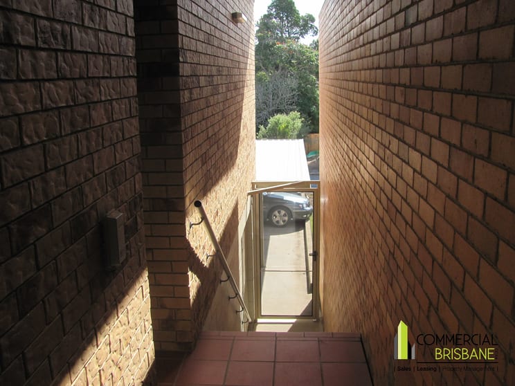 Click to view all images 117 Copperfield Street Geebung QLD 4034 - Image 2