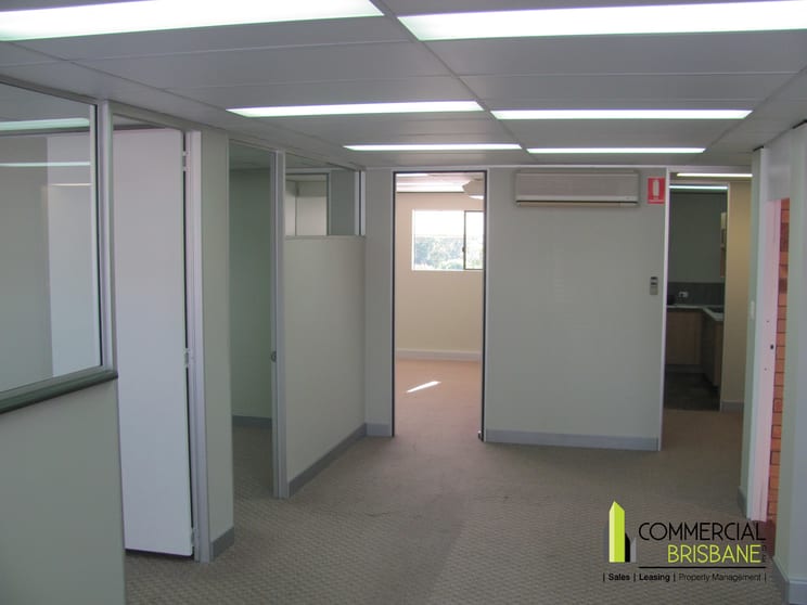 Click to view all images 117 Copperfield Street Geebung QLD 4034 - Image 3
