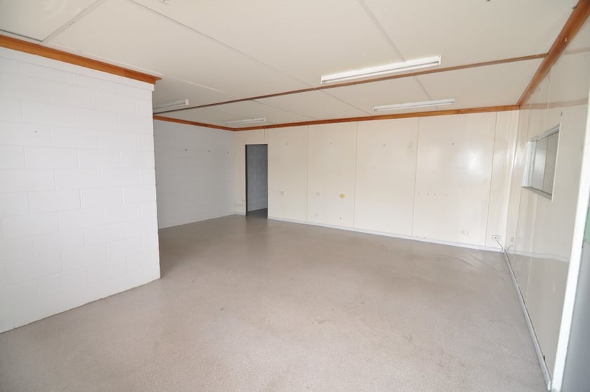 3/39-45 Hugh Ryan Drive Garbutt QLD 4814 - Image 2