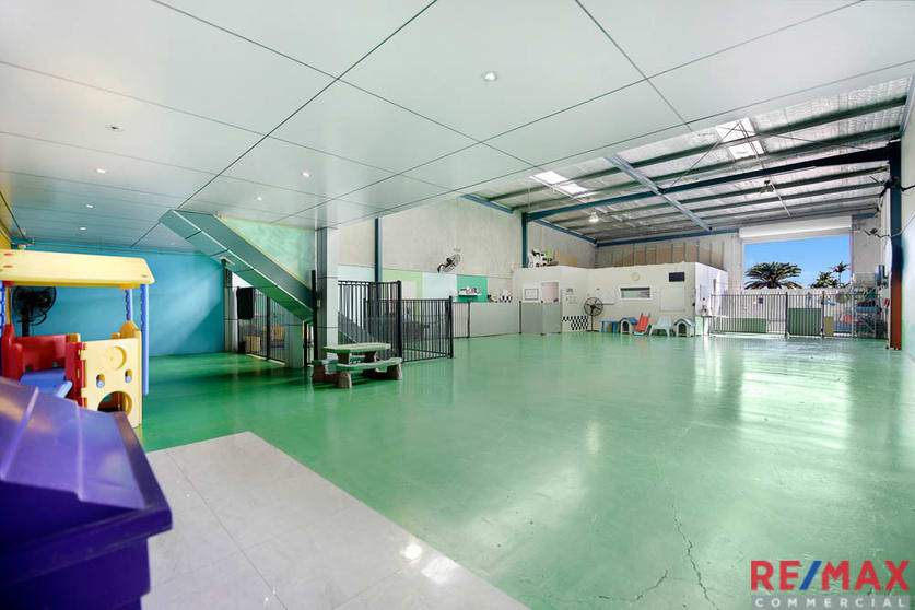Click to view all images 1/26 Expo Court Ashmore QLD 4214 - Image 2