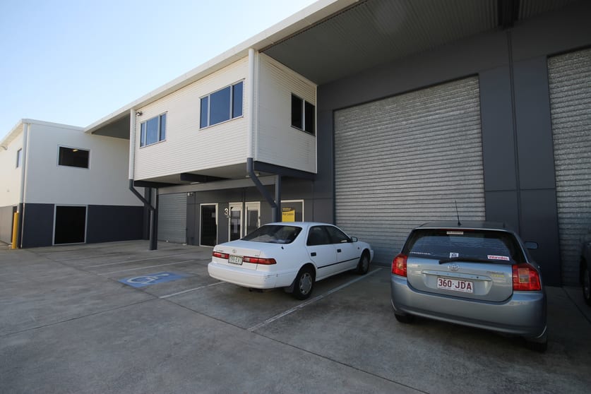 Click to view all images 2/13 Hook Street Capalaba QLD 4157 - Image 1